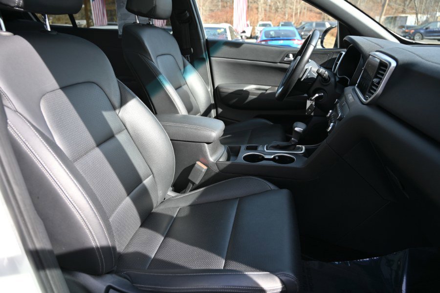 Used 2022 Kia Sportage Nightfall Edition image 21