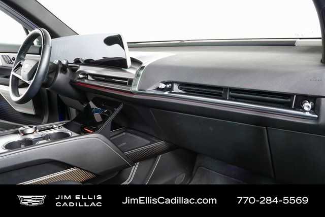 Used 2026 Cadillac Vistiq Sport image 24
