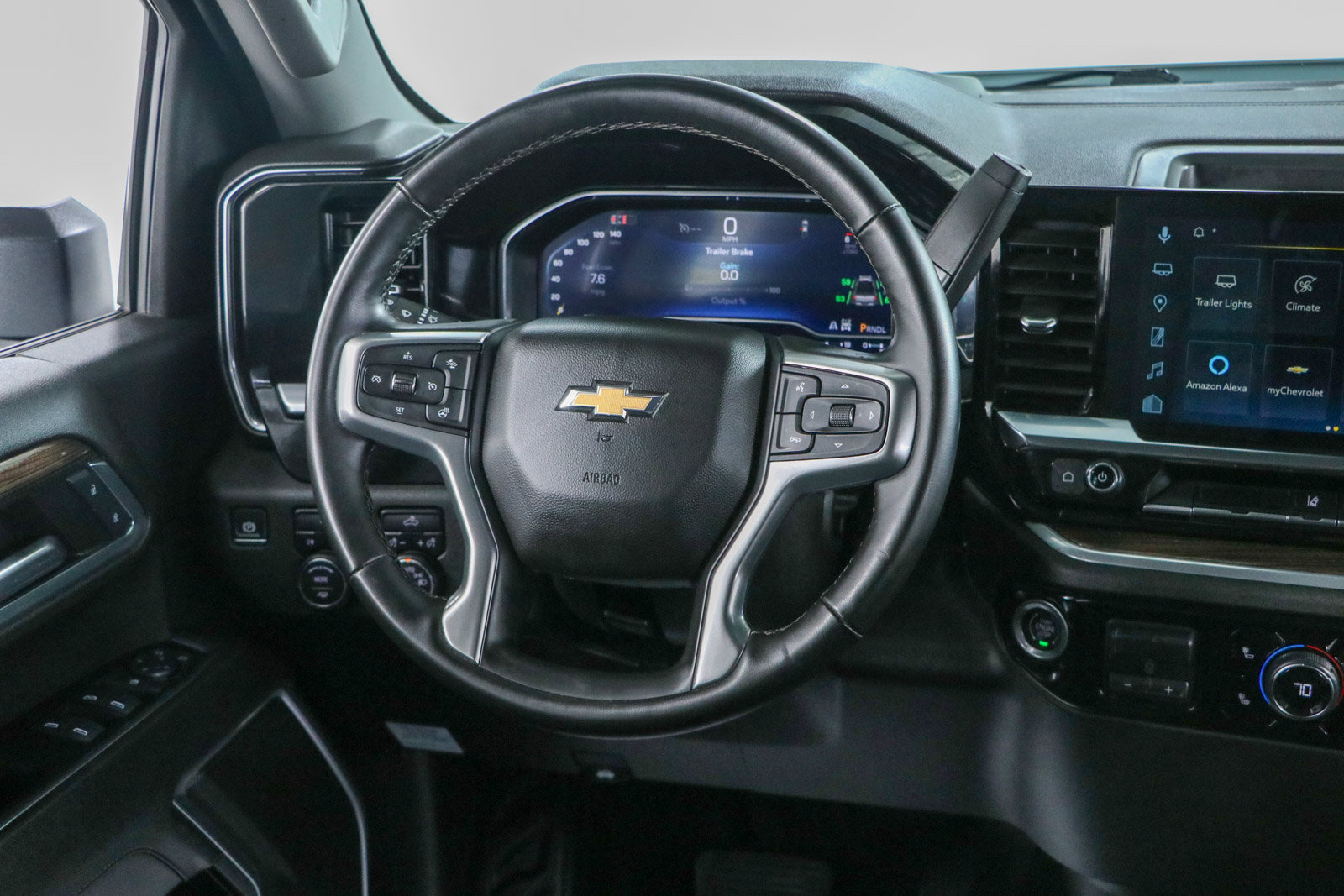 Used 2024 Chevrolet Silverado 2500 LT w/ Convenience Package AWD/4WD image 13