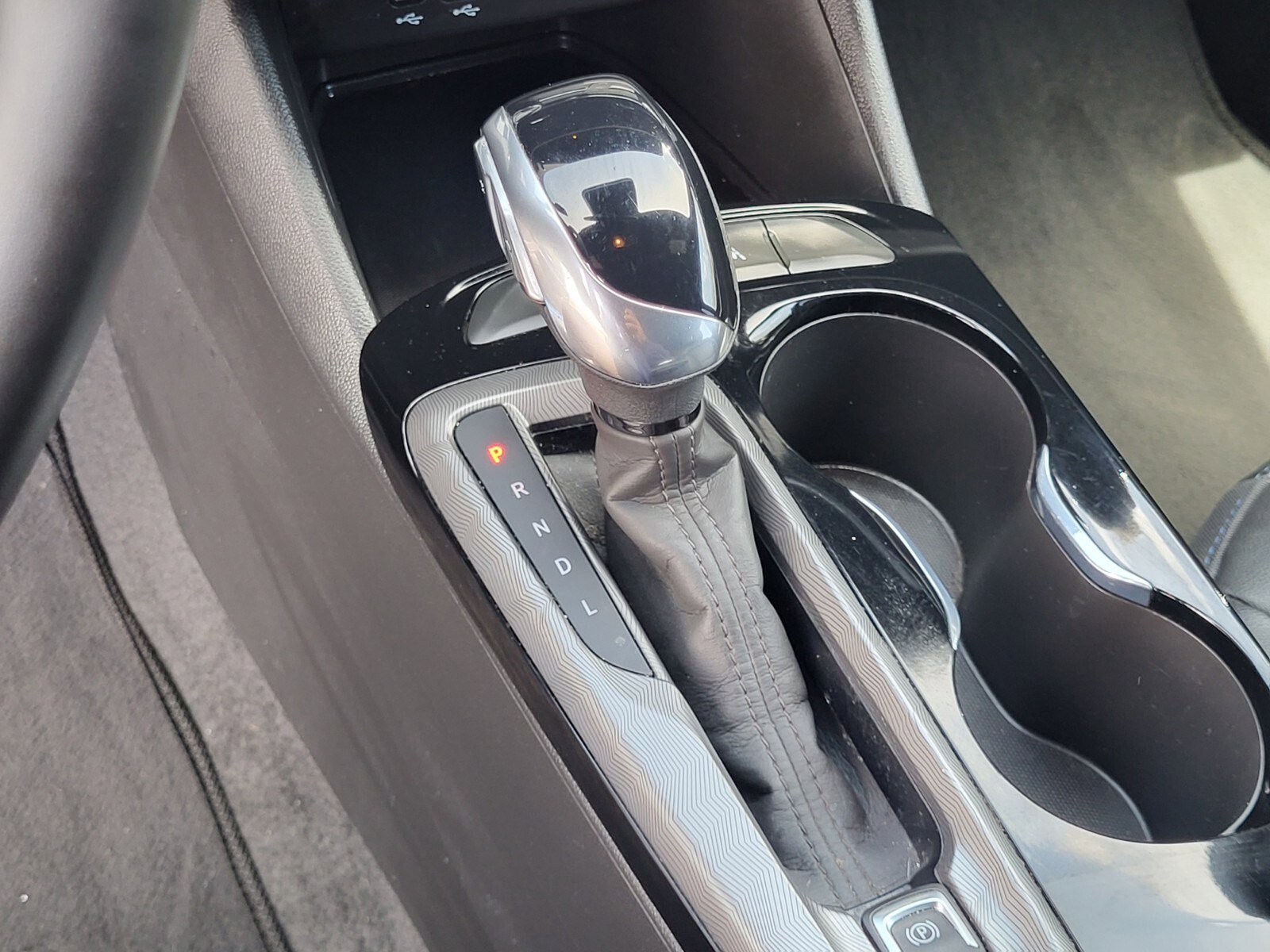 Used 2025 Buick Envista Sport Touring image 25