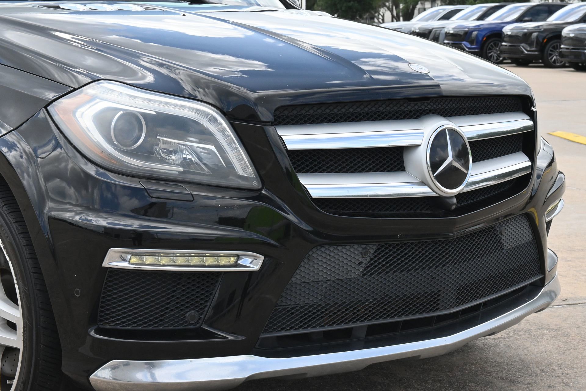 Used 2014 Mercedes-Benz GL 550 4MATIC image 27