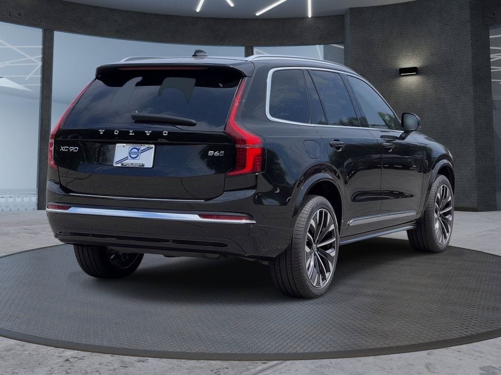 New 2026 Volvo XC90 B6 Plus w/ Protection Package Premier AWD/4WD image 4