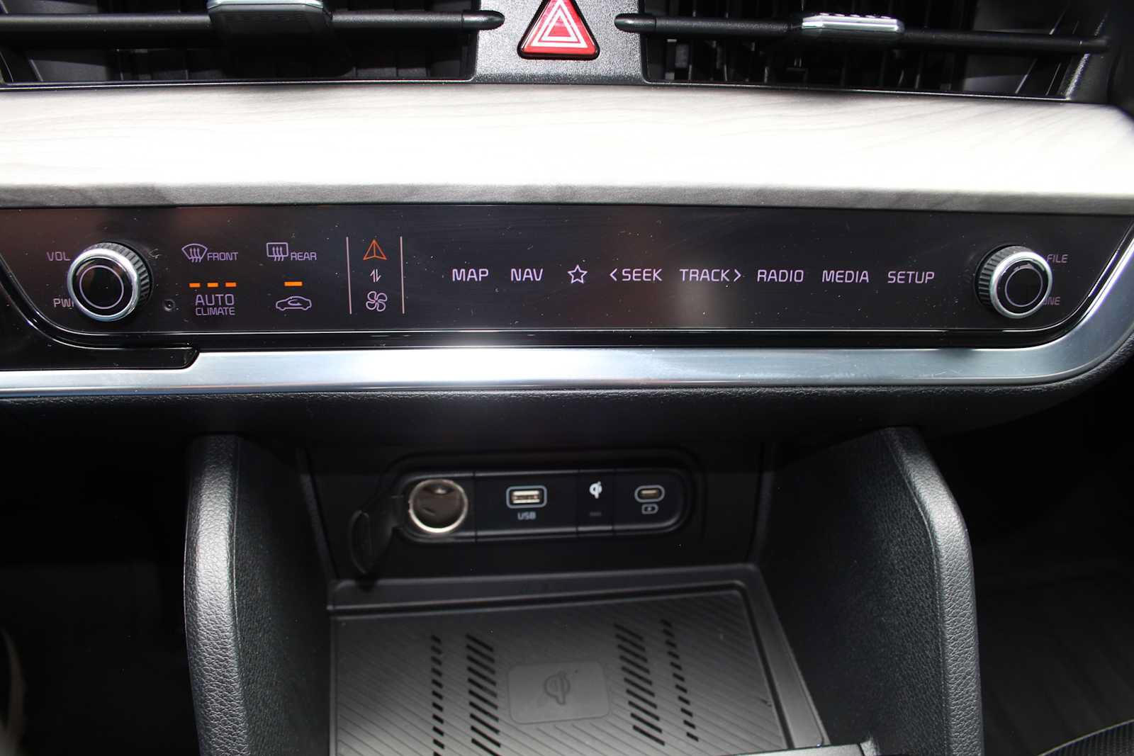 Used 2023 Kia Sportage X-Line w/ X-Line Premium Package AWD/4WD image 37