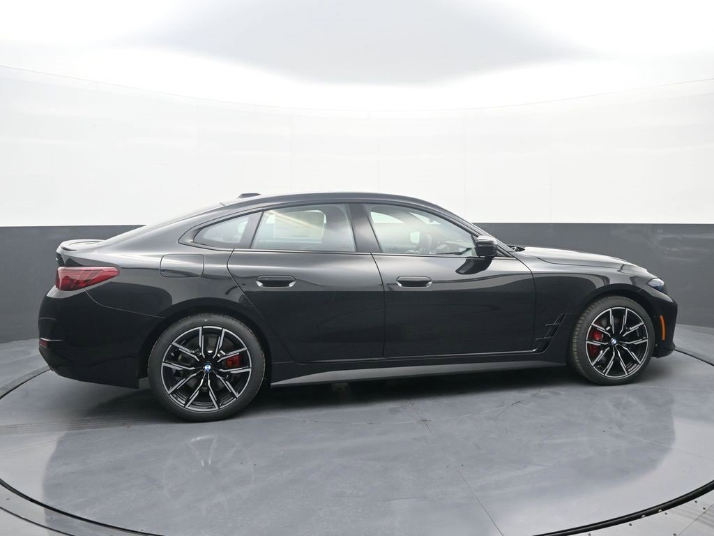 New 2026 BMW 430i xDrive w/ M Sport Package image 8