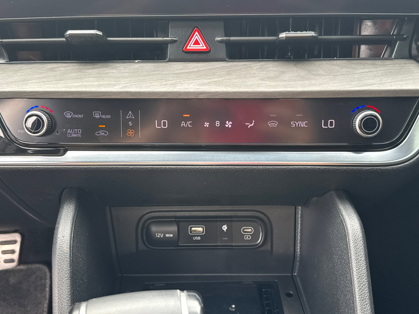 Used 2023 Kia Sportage X-Pro image 13