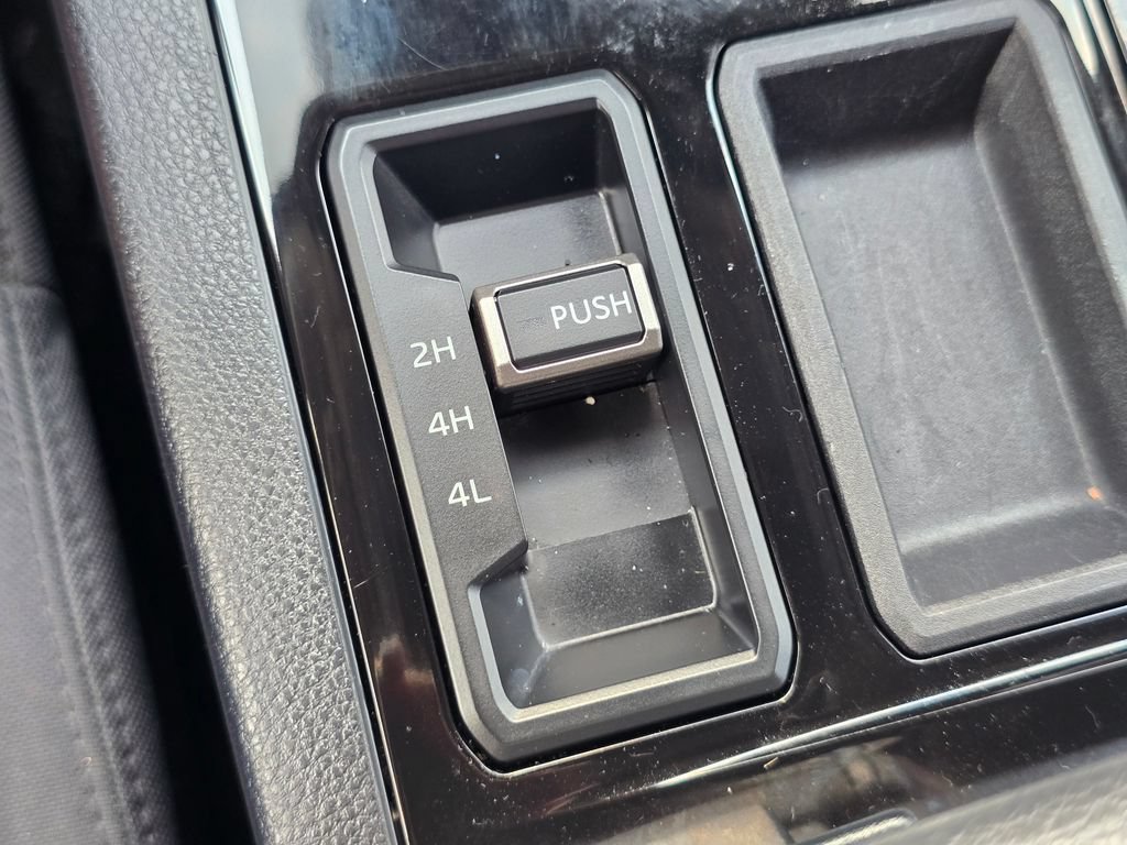 Used 2023 Toyota Tundra SR AWD/4WD image 27