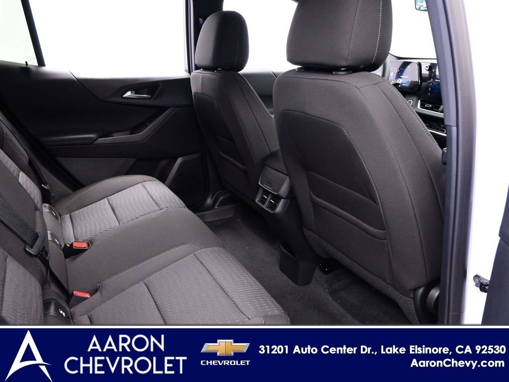 New 2026 Chevrolet Equinox LT w/ Safety and Technology Package AWD/4WD image 11