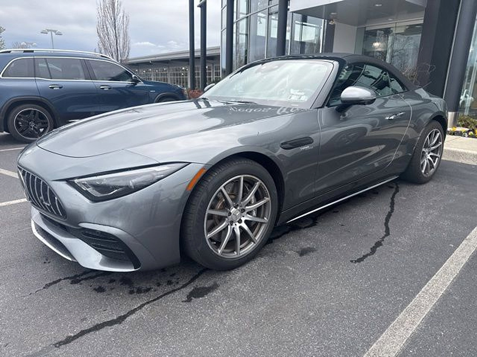 Certified 2023 Mercedes-Benz SL 43 AMG image 1