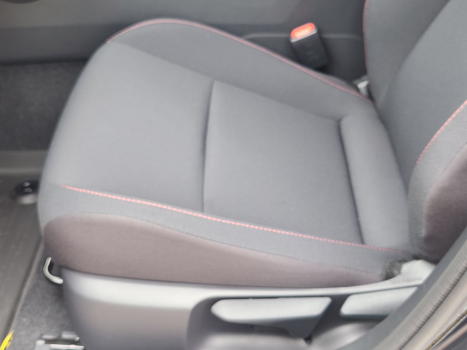 New 2026 Toyota Prius Plug-In Hybrid FWD image 22