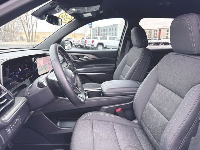 Certified 2025 Chevrolet Traverse LT w/ Driver Confidence Package image 19