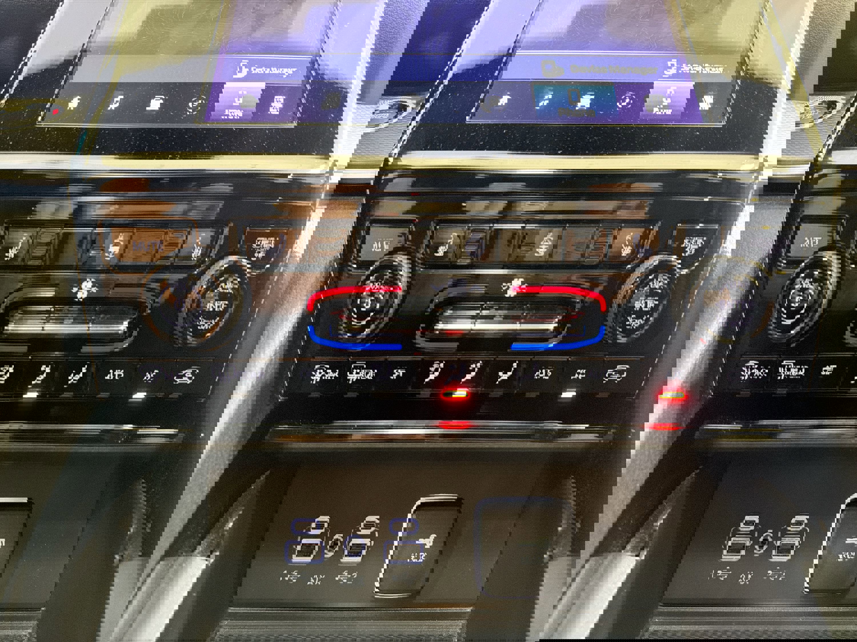 Used 2023 Jeep Grand Cherokee L Laredo image 20