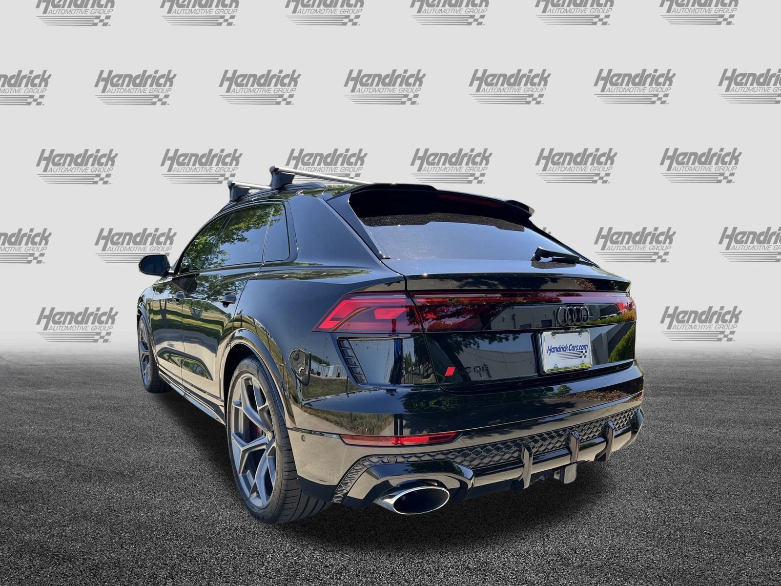 Certified 2025 Audi RS Q8 performance AWD/4WD image 7