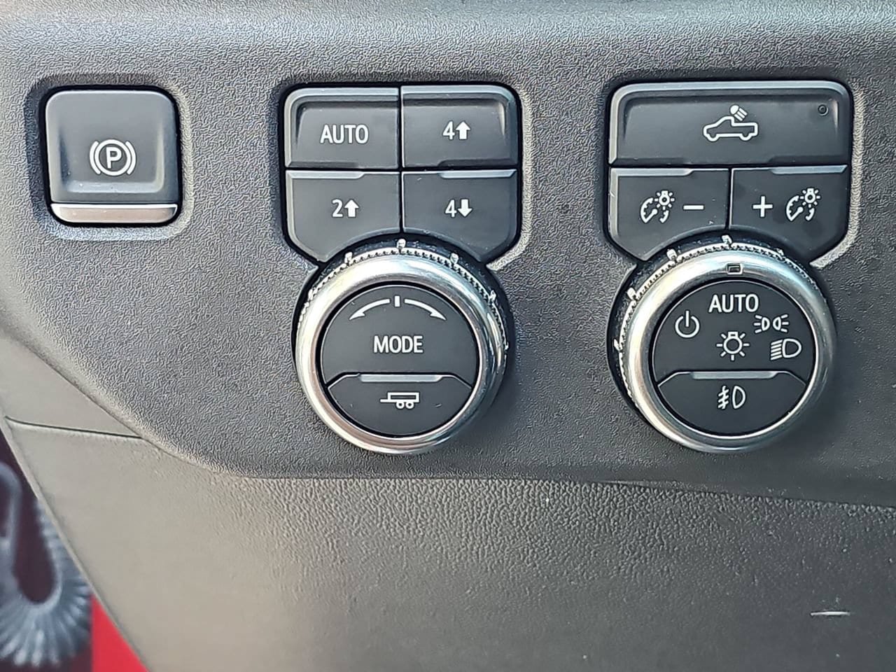 Certified 2024 GMC Sierra 1500 Elevation w/ X31 Off-Road Package AWD/4WD image 29