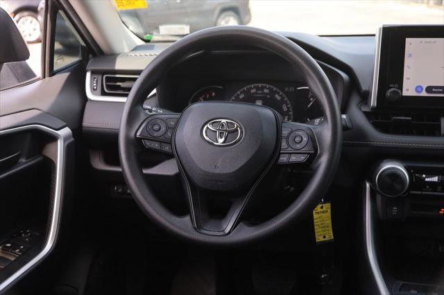 Certified 2023 Toyota RAV4 LE AWD/4WD image 22