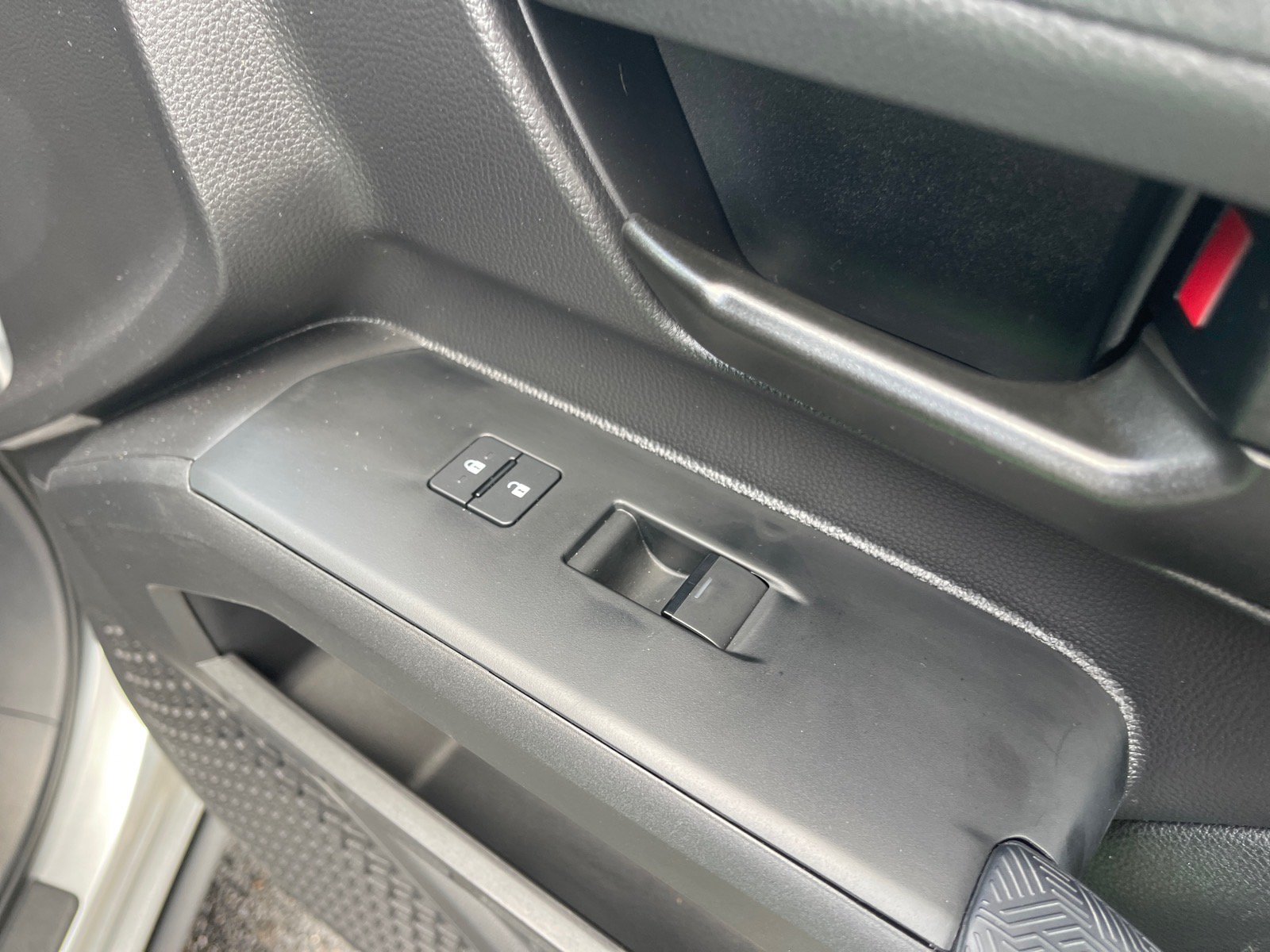 Used 2025 Toyota Tacoma SR5 AWD/4WD image 20