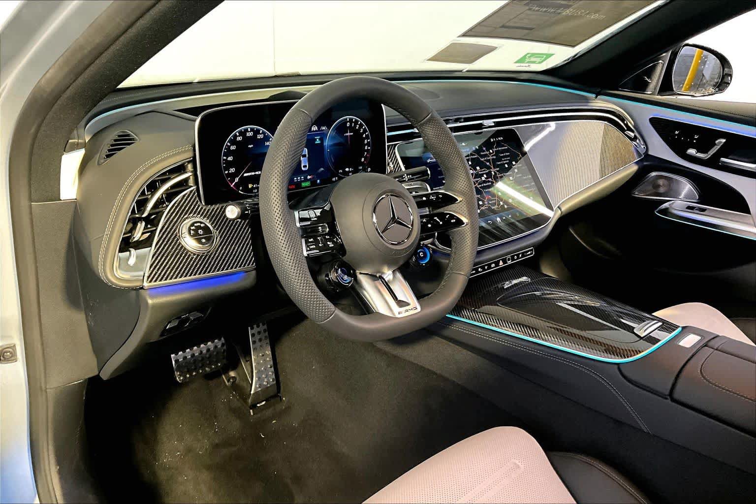 New 2026 Mercedes-Benz E 53 AMG e 4MATIC Sedan image 9