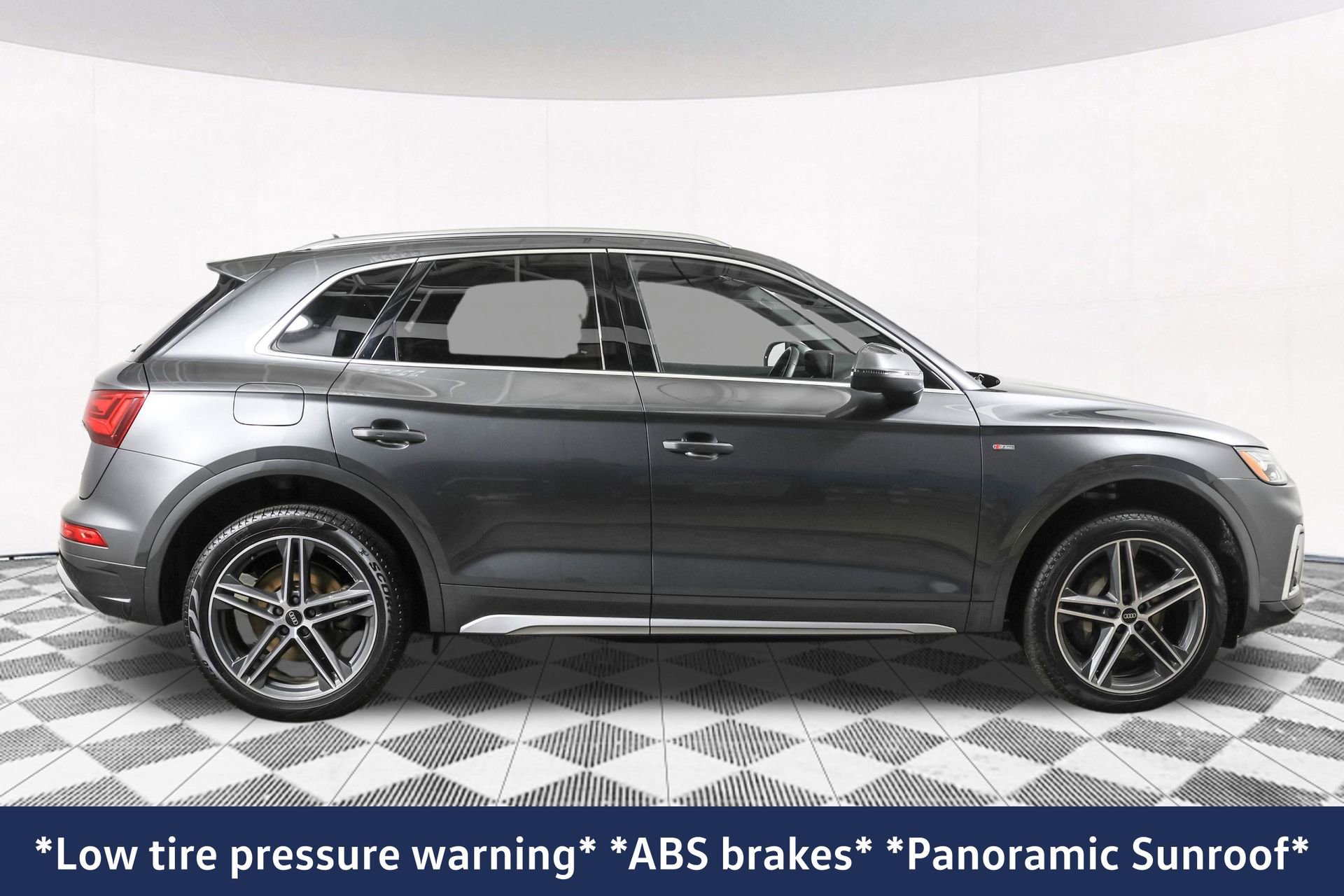 Used 2023 Audi Q5 e Premium Plus w/ Premium Plus Package image 15