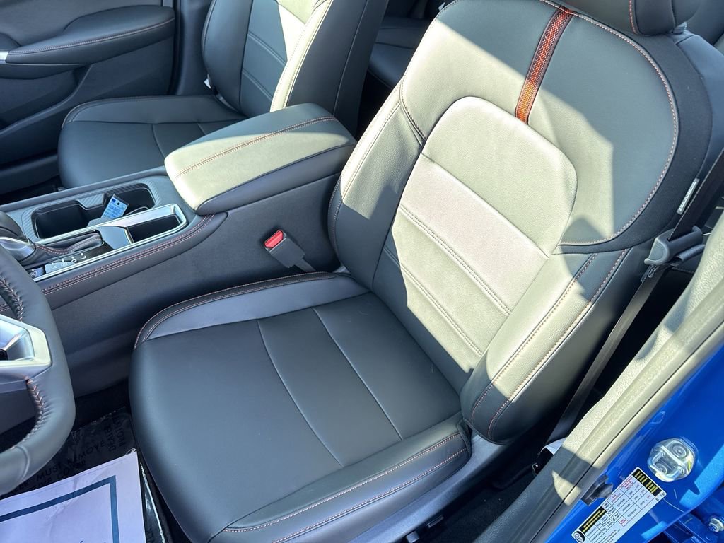 New 2025 Nissan Sentra SR w/ SR Premium Package image 17