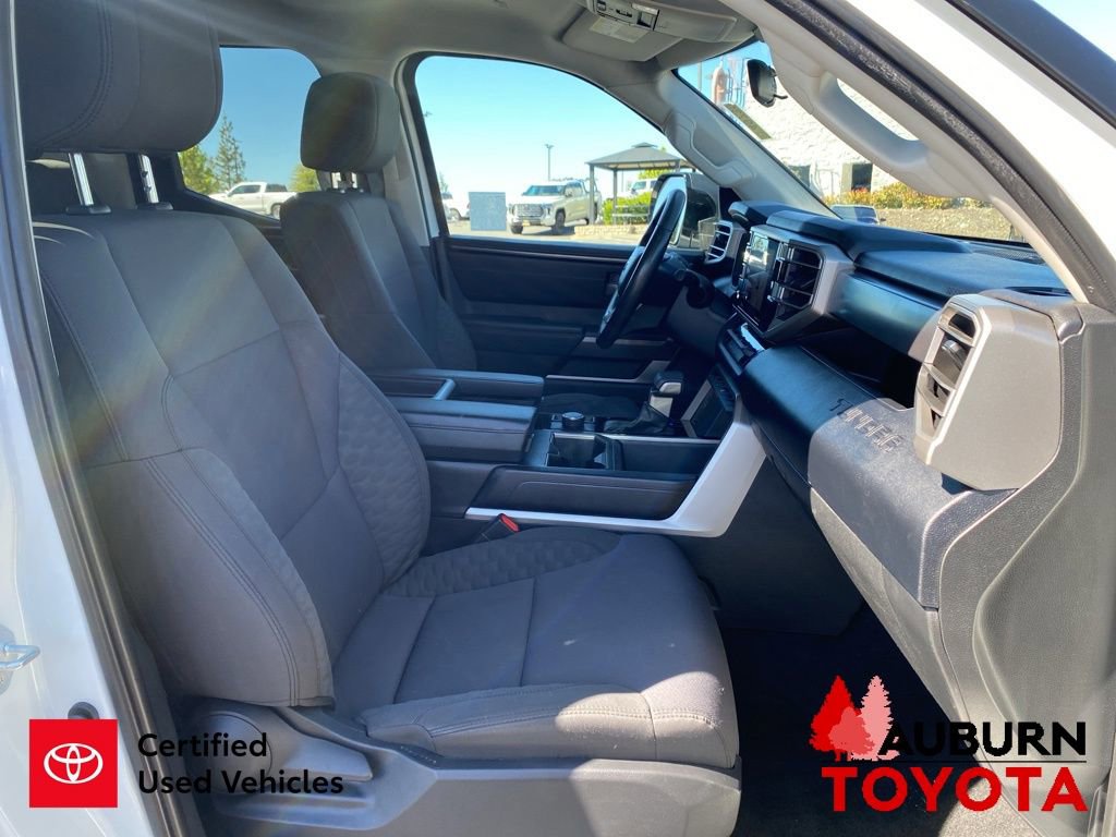 Used 2022 Toyota Tundra SR5 w/ SR5 Convenience Package AWD/4WD image 16