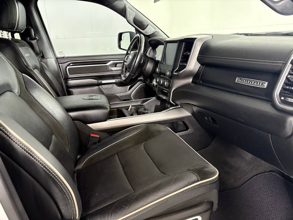 Used 2022 RAM 1500 Laramie w/ Sport Appearance Package AWD/4WD image 14