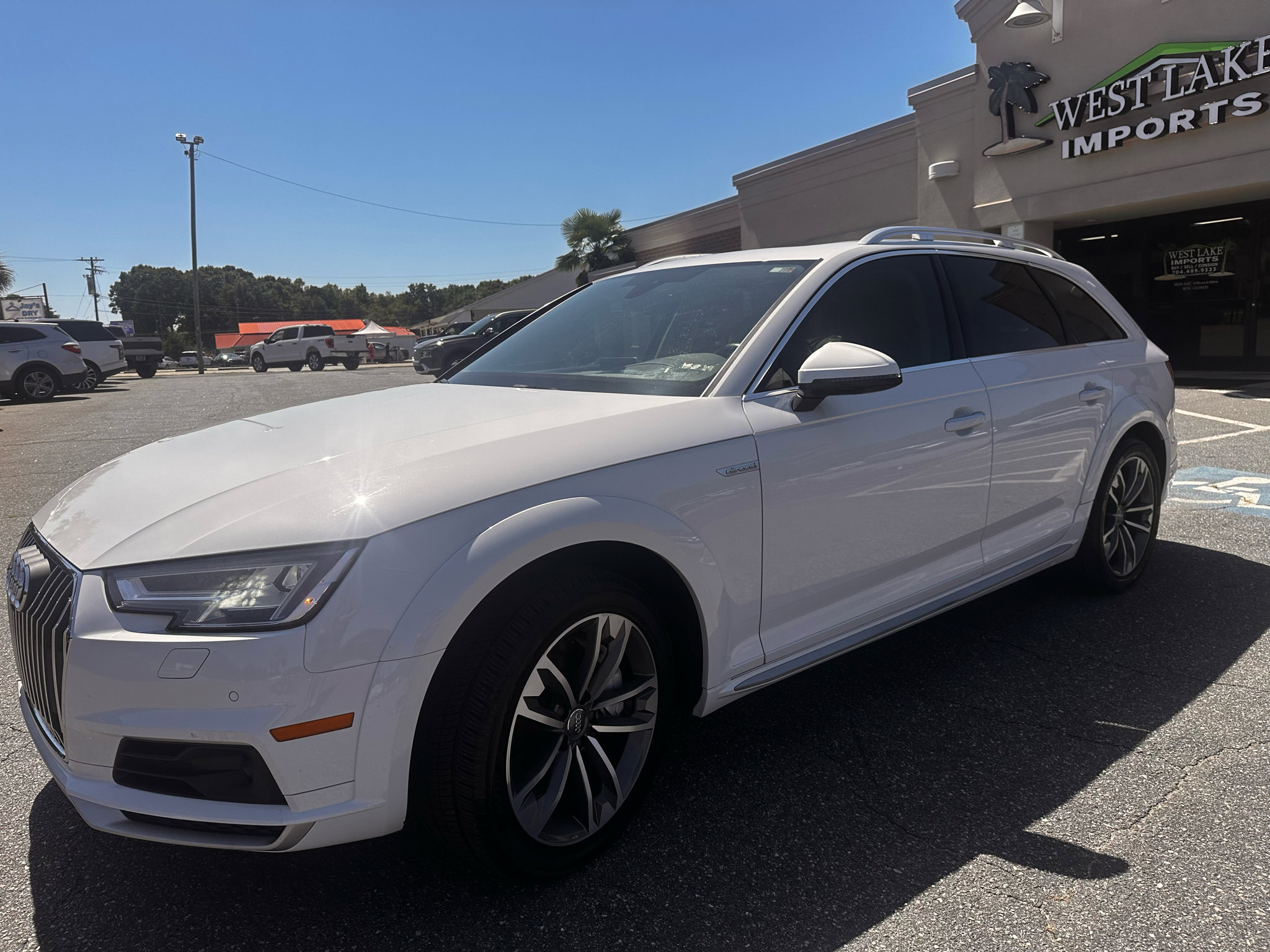 Used 2018 Audi A4 2.0T allroad Prestige w/ Prestige Package image 8