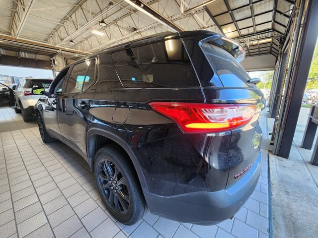 Used 2021 Chevrolet Traverse RS FWD image 3