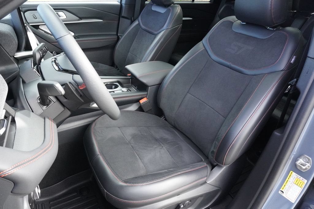 Used 2025 Ford Explorer ST w/ Sun And Sound Package AWD/4WD image 20