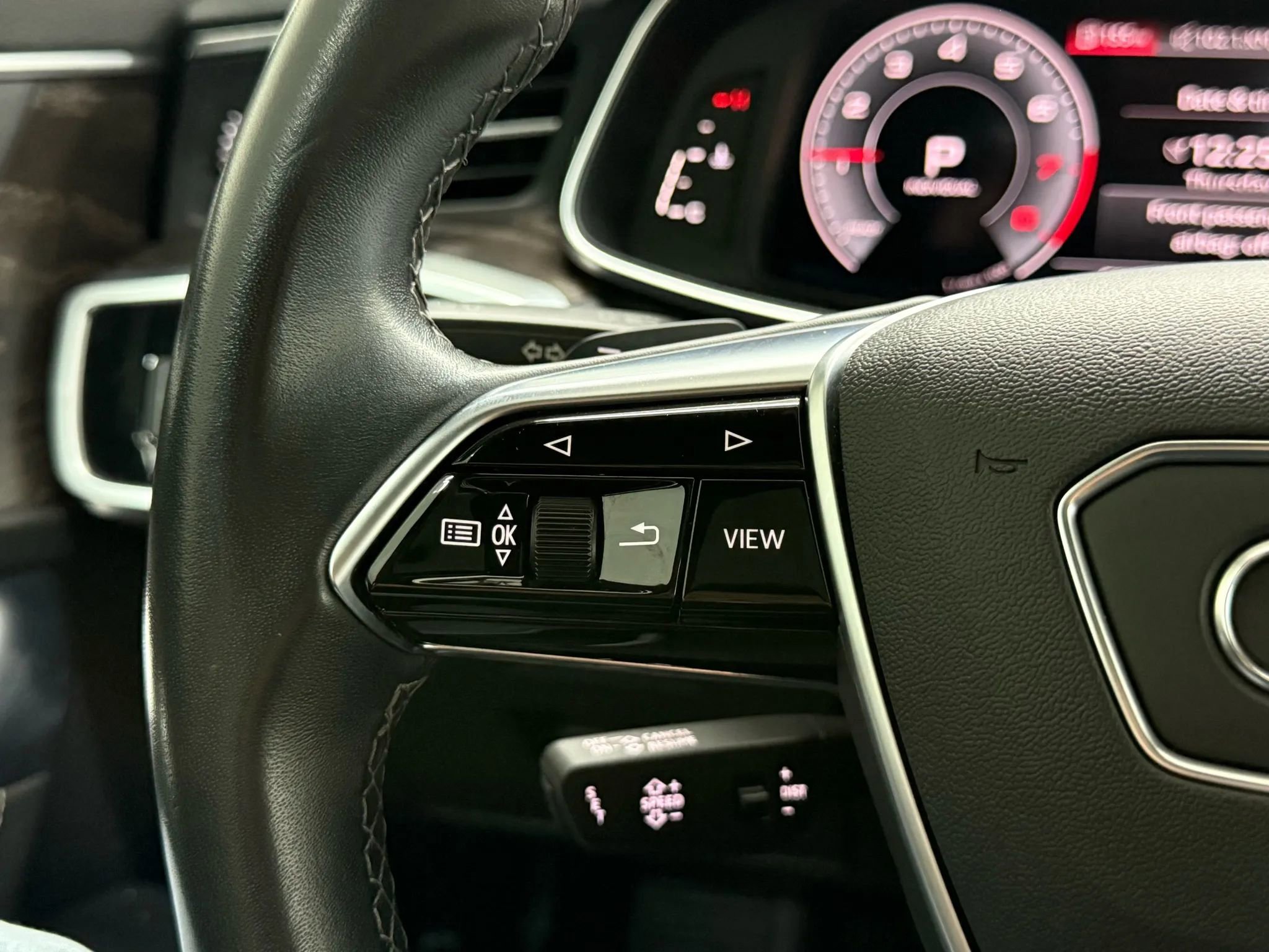 Used 2021 Audi A6 Premium Plus w/ Premium Plus Package image 29