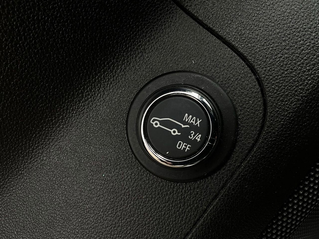 Used 2018 GMC Acadia SLT image 23