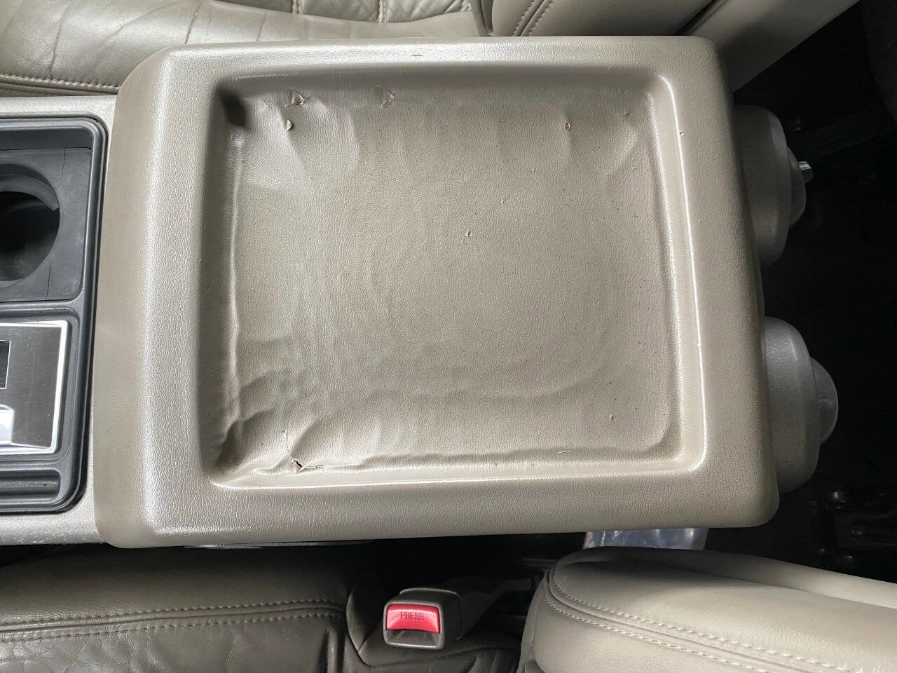 Used 2003 HUMMER H2 w/ Preferred Equipment Group image 18