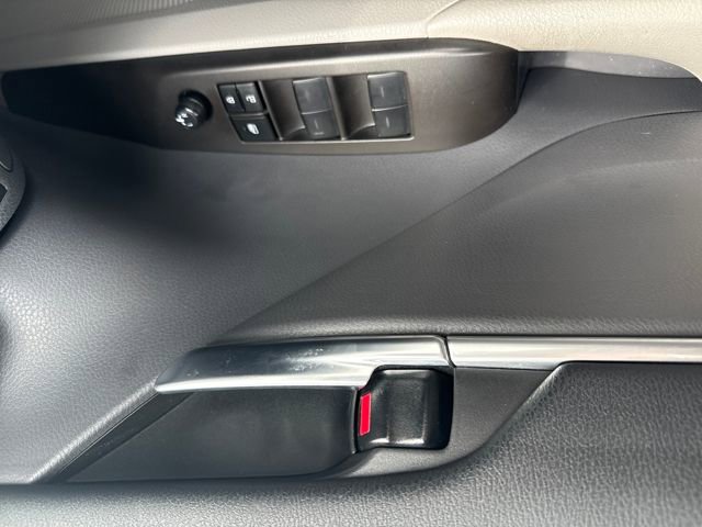 Used 2023 Toyota Camry LE image 19