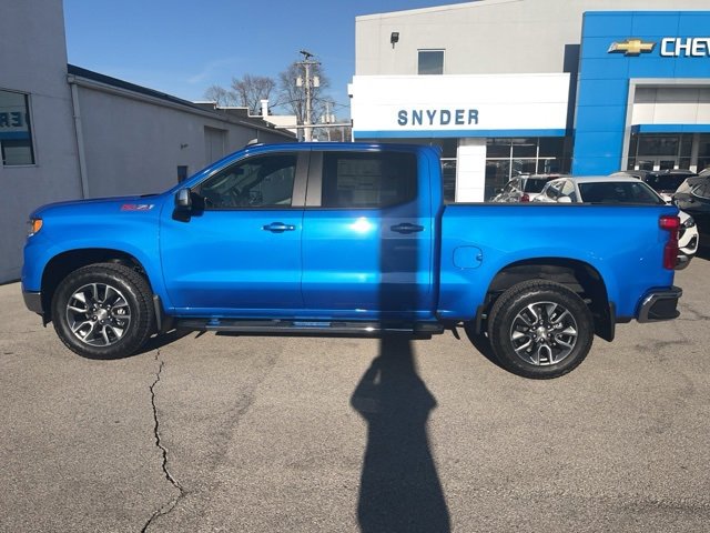 New 2025 Chevrolet Silverado 1500 LT image 2