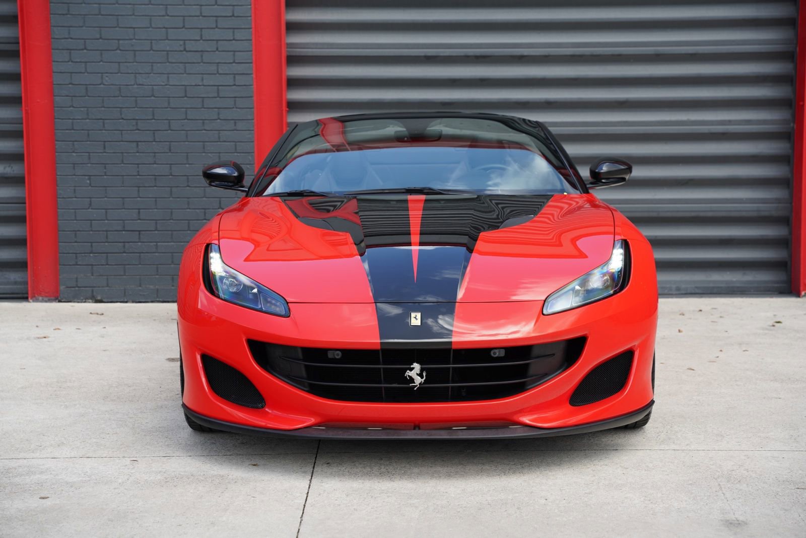 Used 2019 Ferrari Portofino image 16