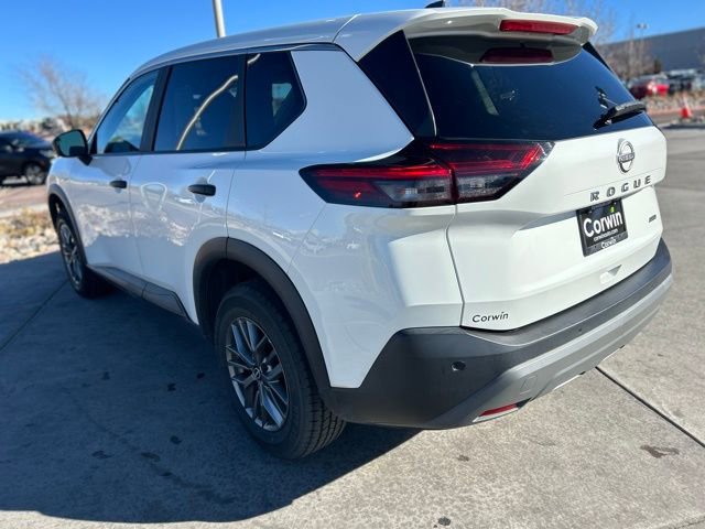 Used 2023 Nissan Rogue S image 5