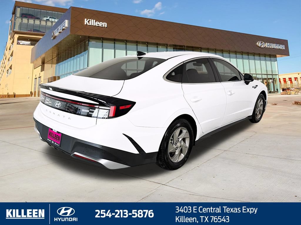 Used 2025 Hyundai Sonata SE FWD image 9