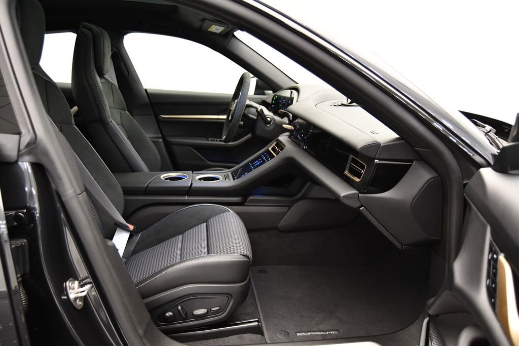 Certified 2025 Porsche Taycan 4S image 53