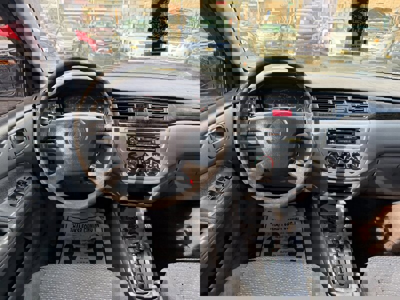 Used 2002 Mitsubishi Lancer ES image 16