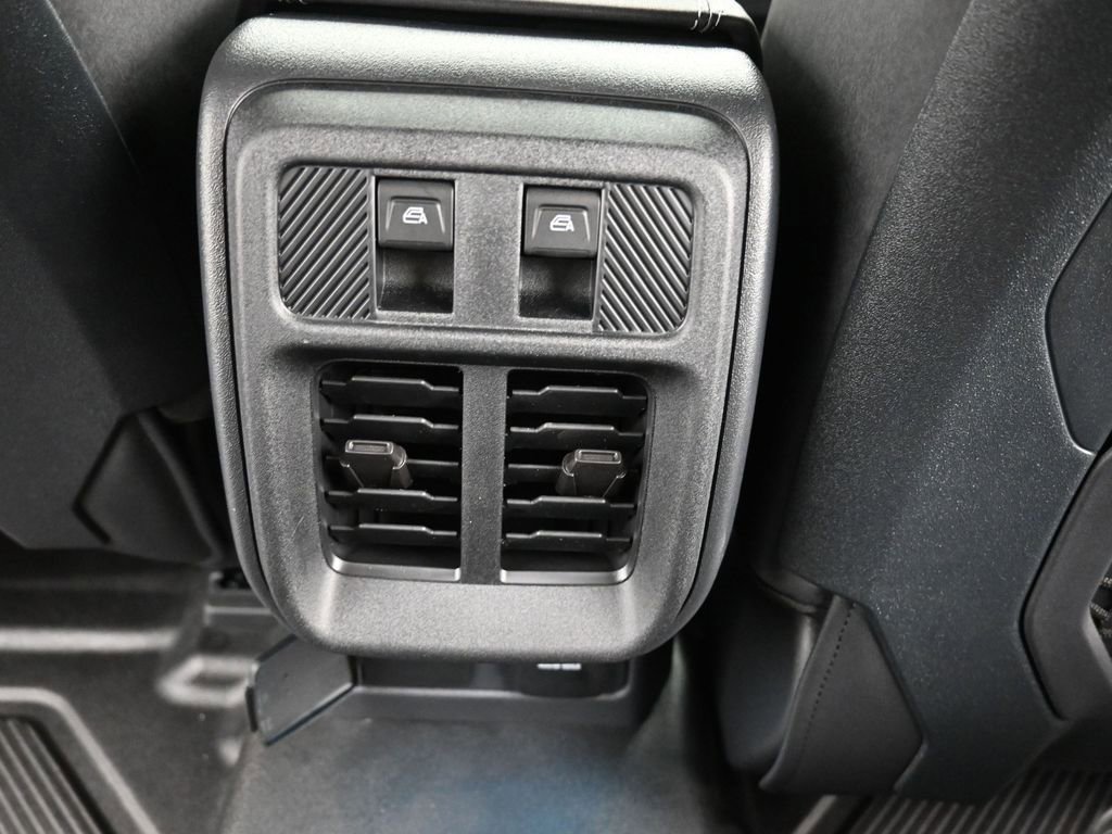 New 2025 Ford Bronco Badlands image 12