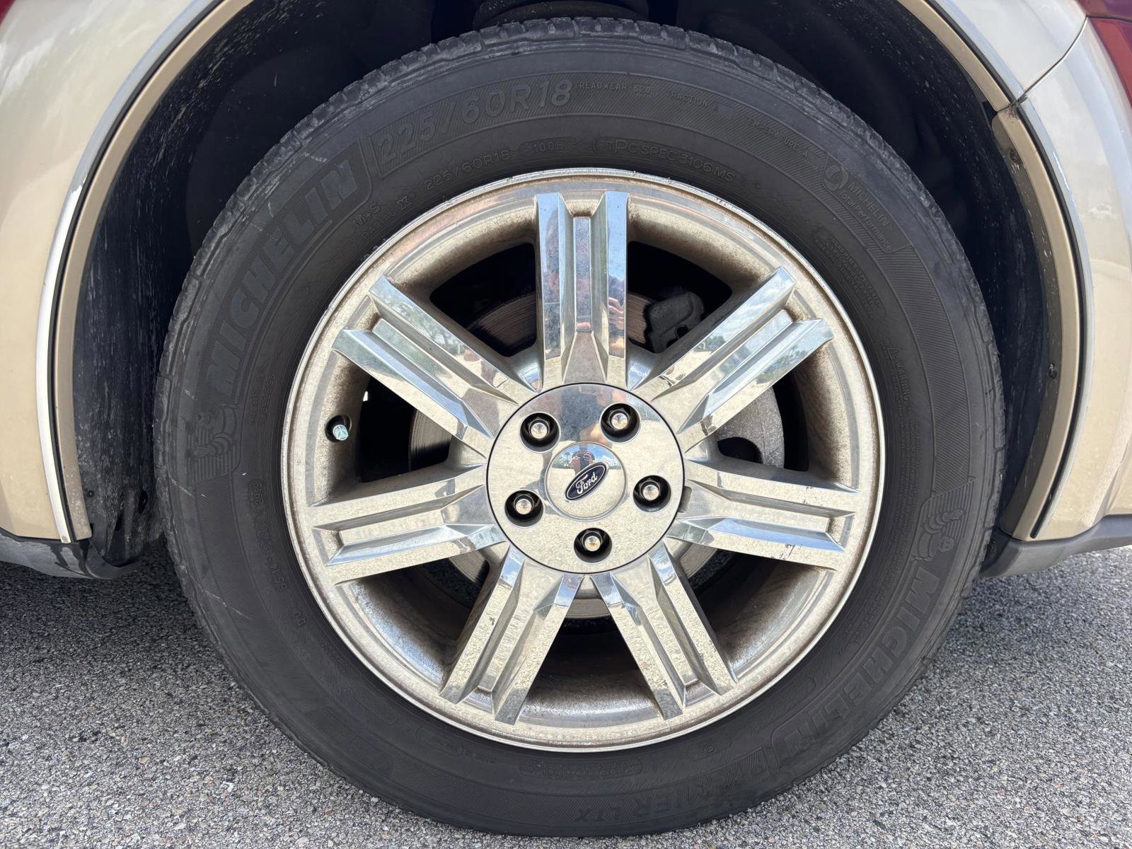 Used 2008 Ford Taurus X Eddie Bauer FWD image 30