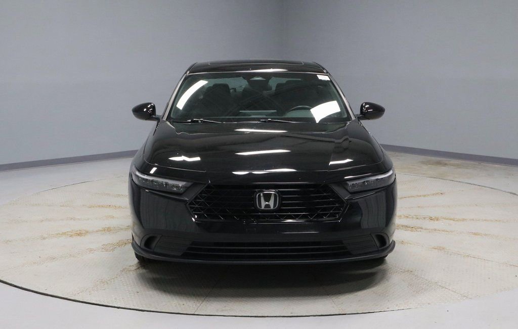 Used 2024 Honda Accord Sport image 5
