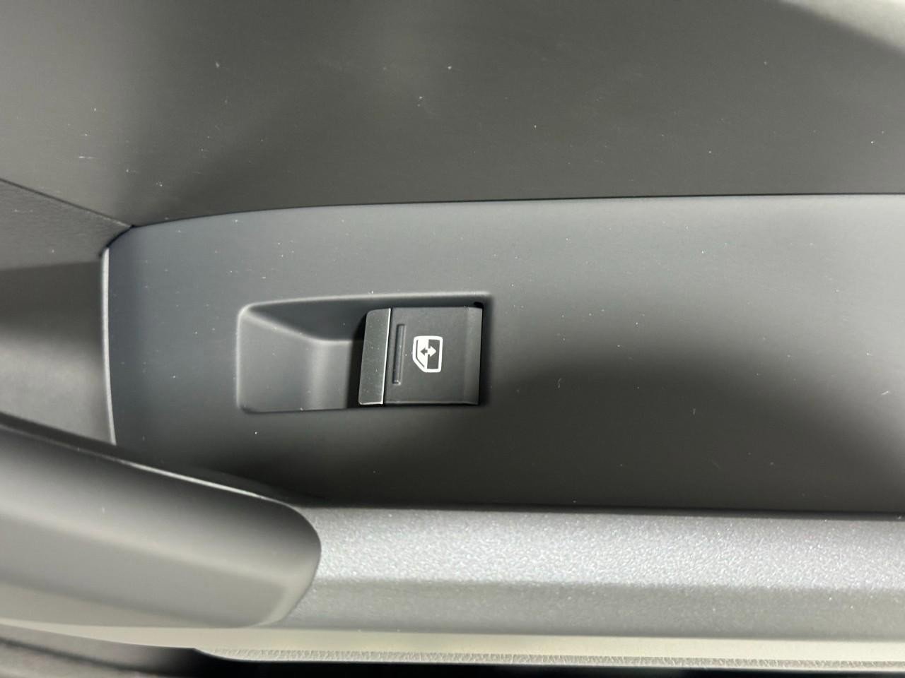 New 2025 Audi Q3 2.0T Premium image 23