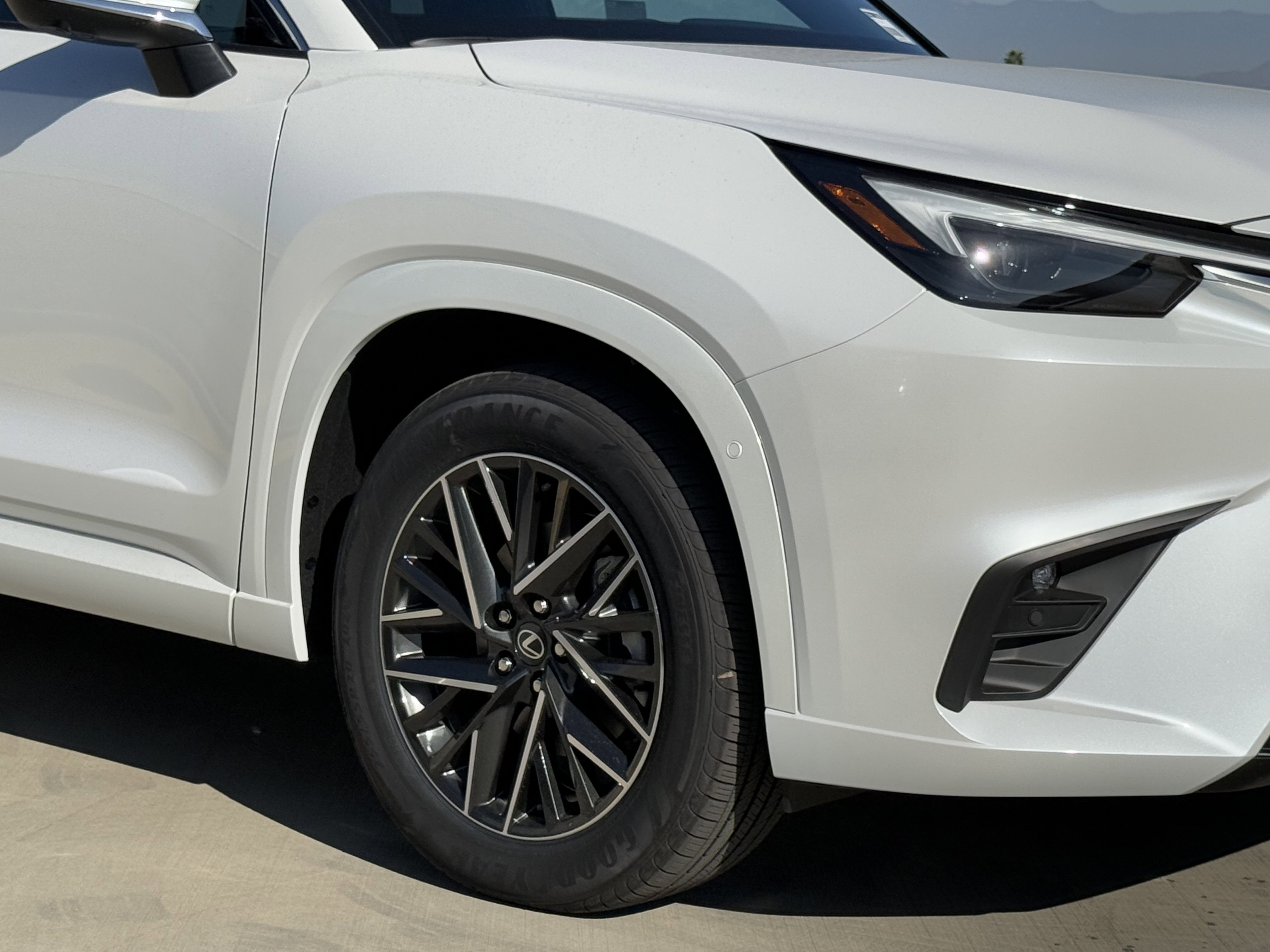 New 2026 Lexus TX 350 AWD image 4