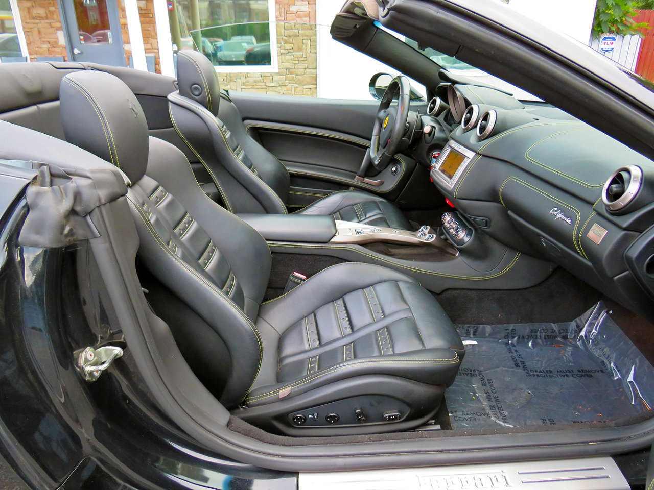 Used 2011 Ferrari California image 20