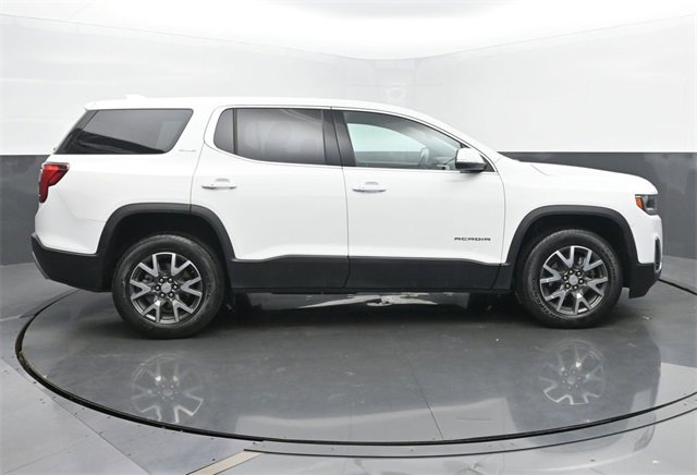 Used 2023 GMC Acadia SLE image 6