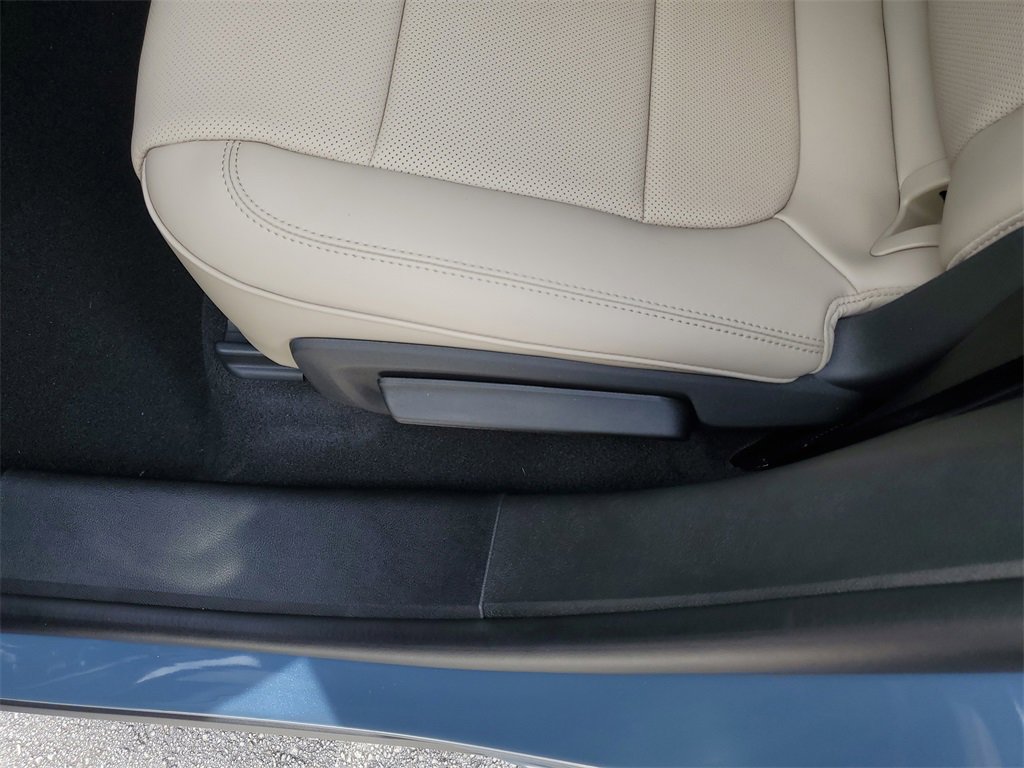 New 2026 Lincoln Corsair Grand Touring image 13