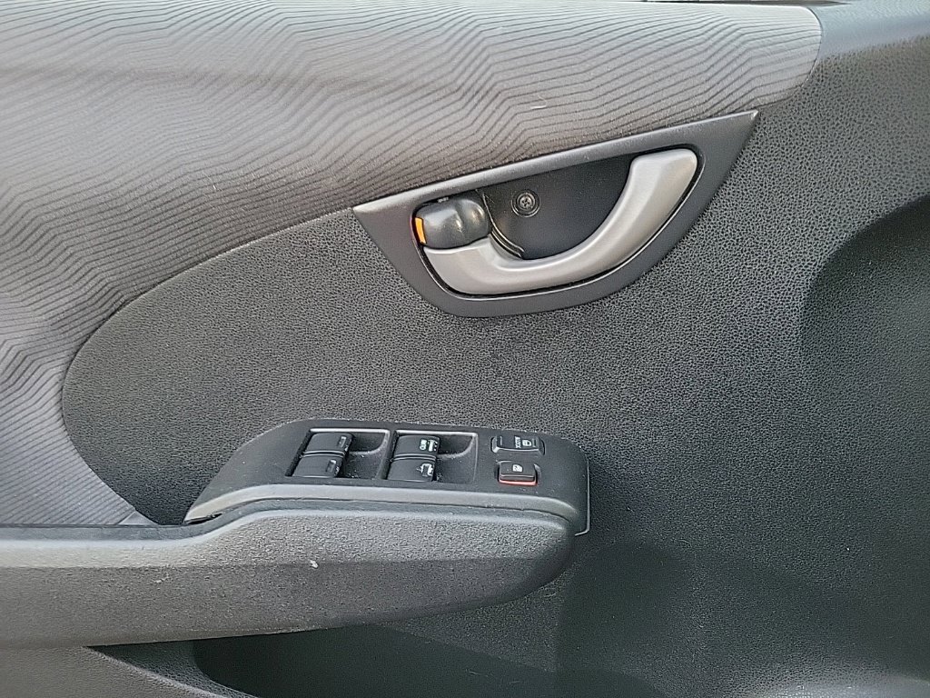 Used 2010 Honda Fit image 11