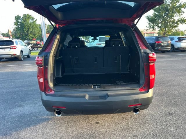 Used 2023 Chevrolet Traverse LT FWD image 31