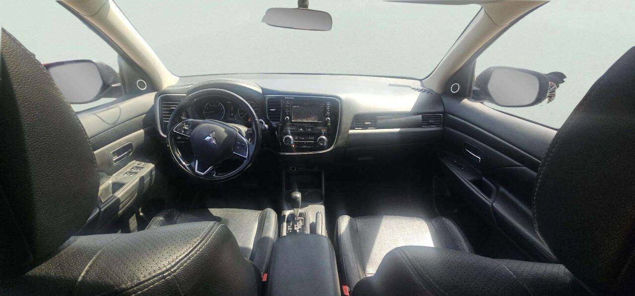 Used 2016 Mitsubishi Outlander SEL AWD/4WD image 8
