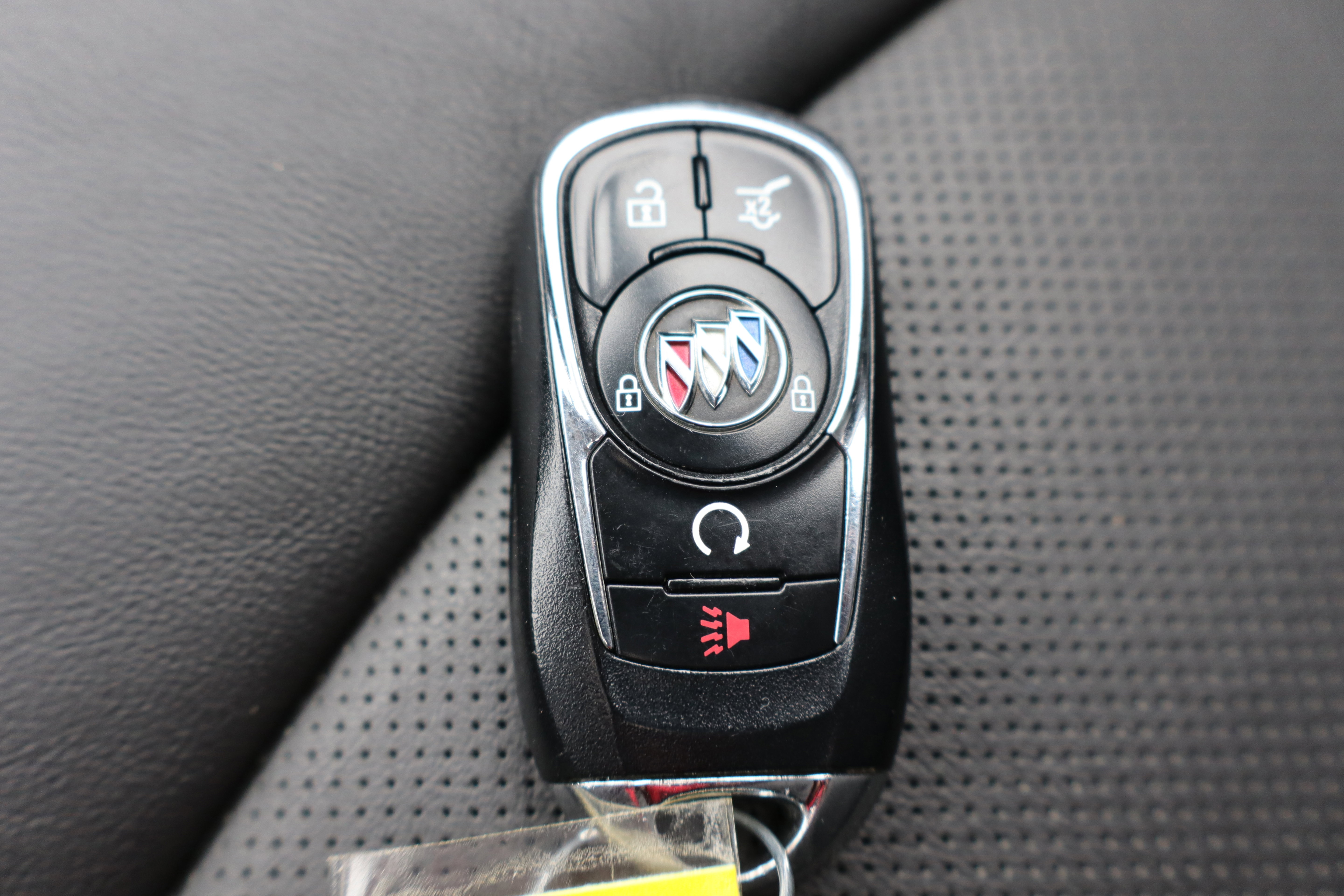 Used 2021 Buick Enclave Avenir image 38