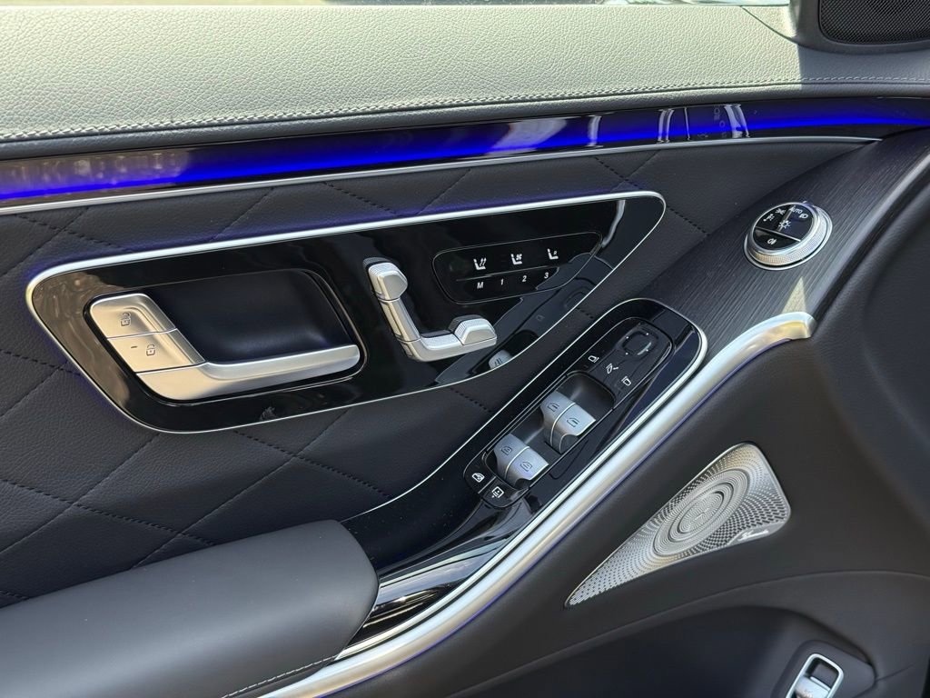 New 2025 Mercedes-Benz S 580 4MATIC Sedan image 10